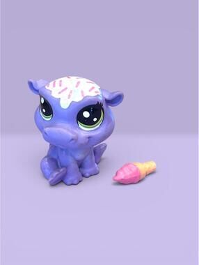 Littlest Pet Shop LPS Hippo #158 with ice cream accessory